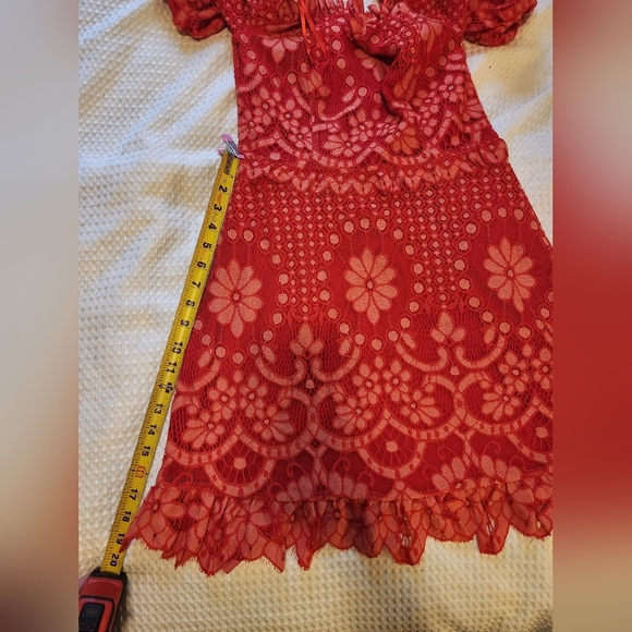 Parker Off The Shoulder Lace Dress Size 4 - Picture 14 of 14